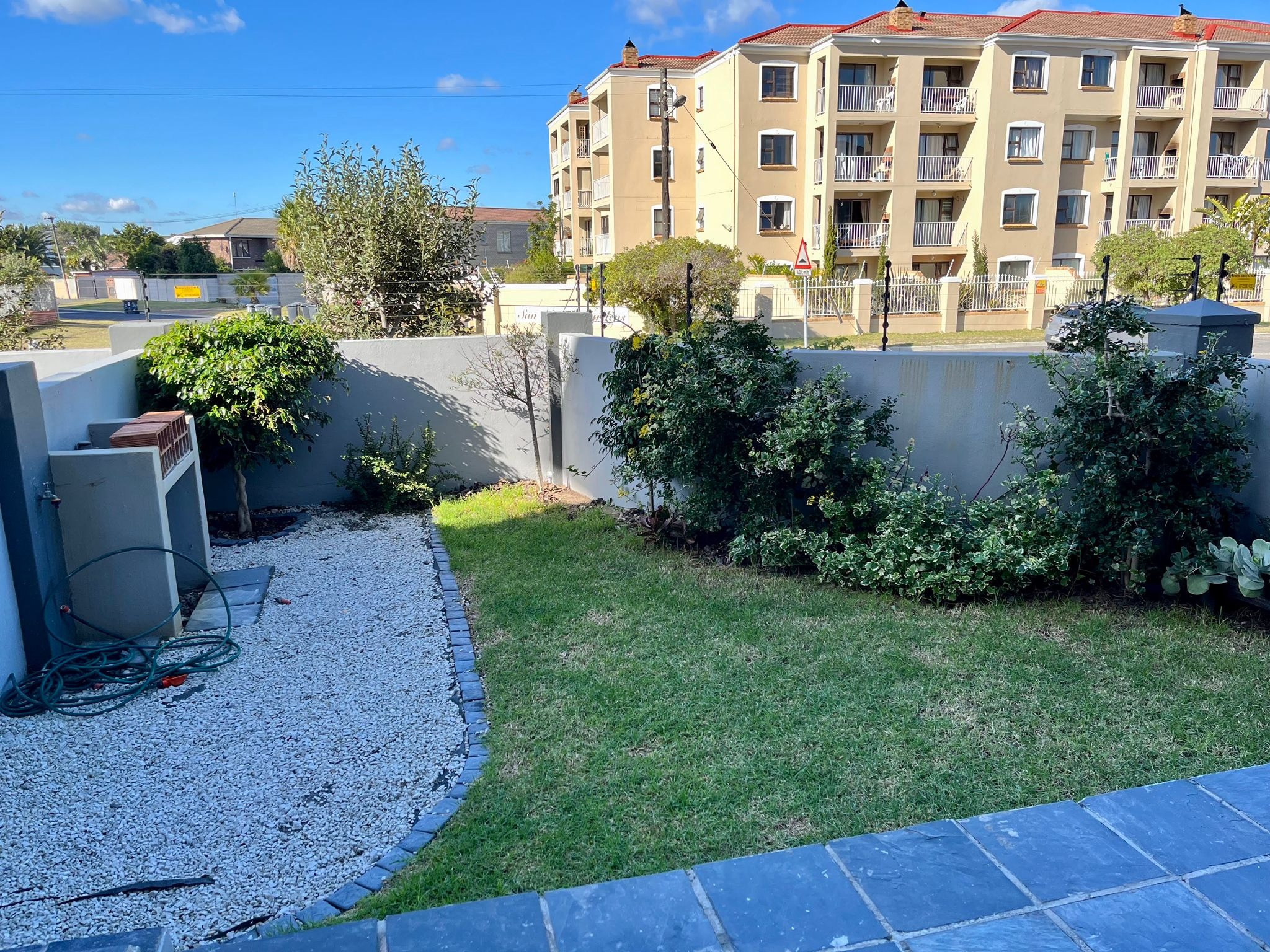 To Let 2 Bedroom Property for Rent in Table View Western Cape